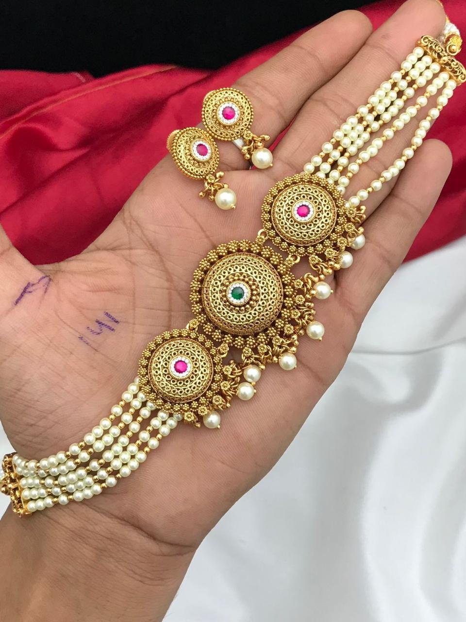 Fancy Stone Bangles D794576D