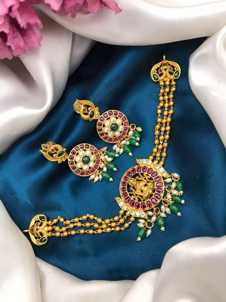 Fancy Stone Bangles D794576D