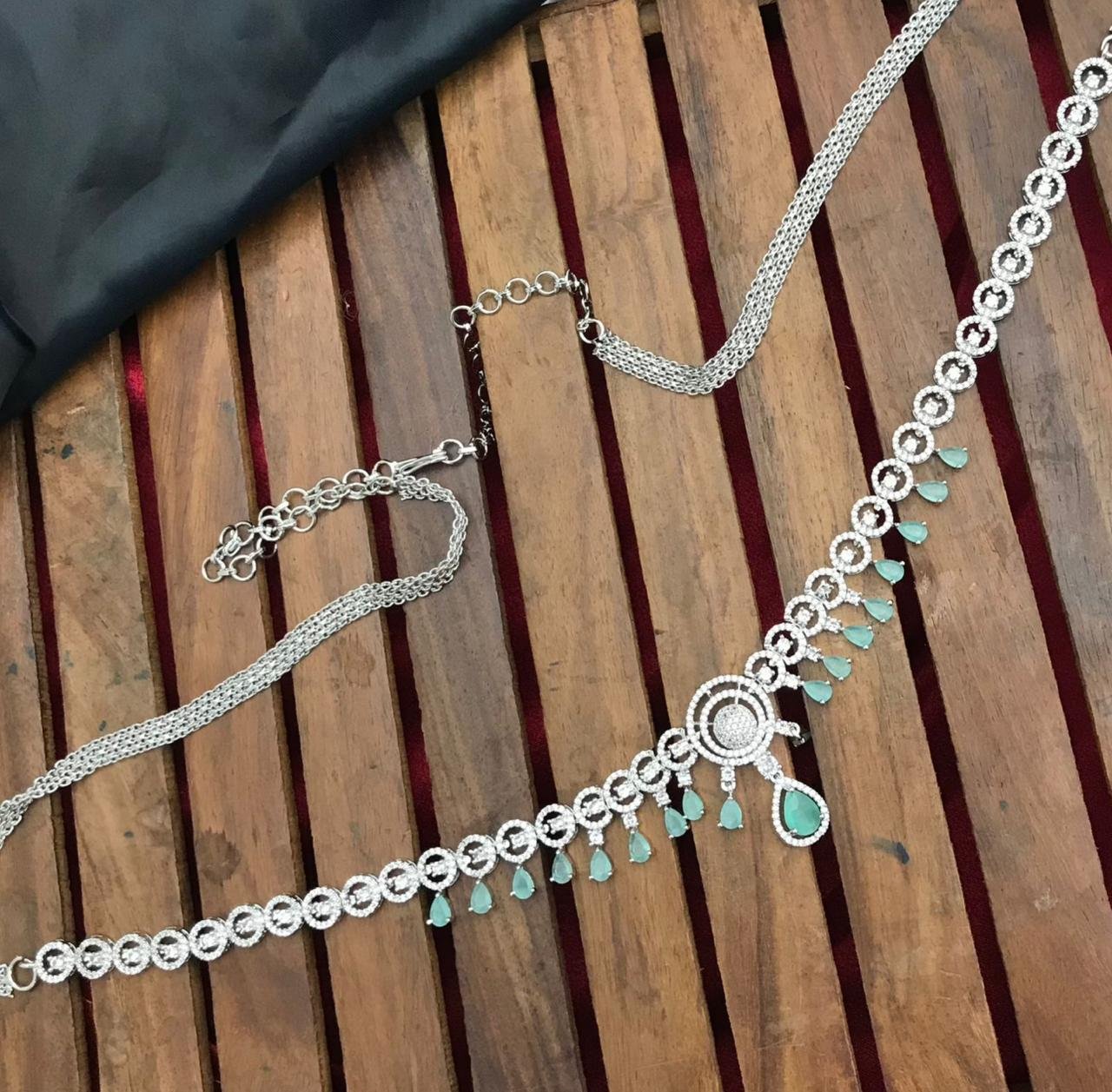 Fancy Stone Bangles D794576D