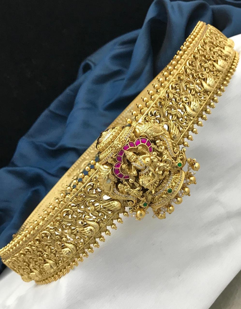 Fancy Stone Bangles D794576D